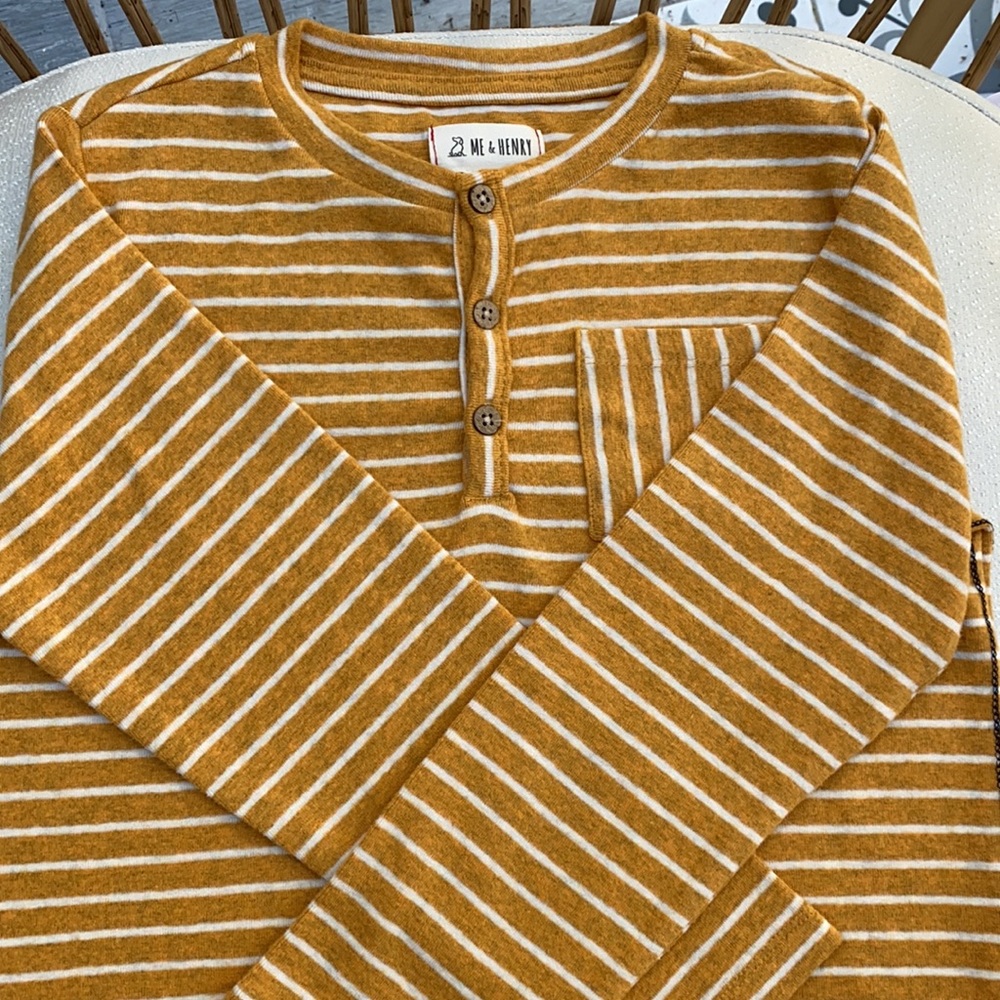 Me & Henry Henley Tee - Picture 2 of 5